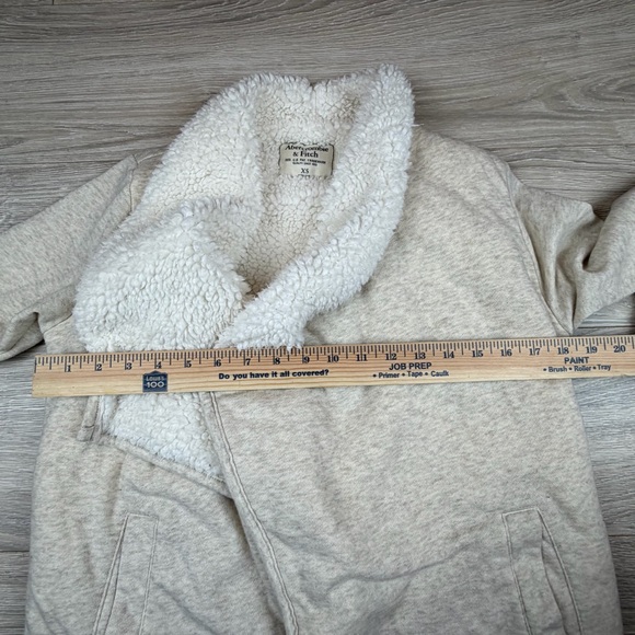Abercrombie & Fitch Cozy Sherpa Lined Shawl Collar Cardigan Sweater XS - Picture 4 of 7